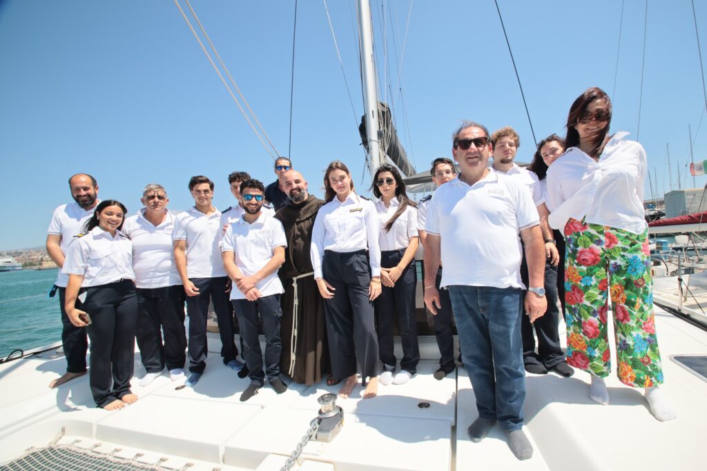 Benedizione Catamarano ITS Academy