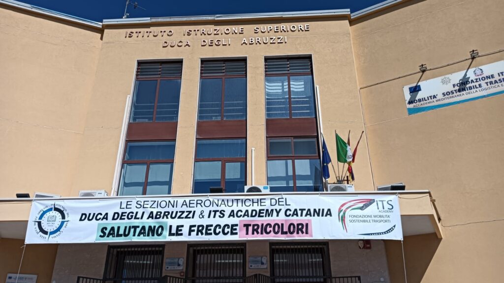Striscione Istituto